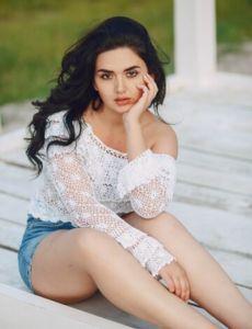 Mandi Escort Service